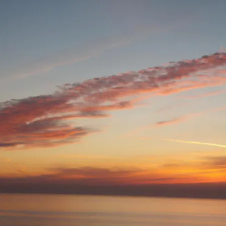 Studio, No Sea View, Public Paid Parking Apartment *