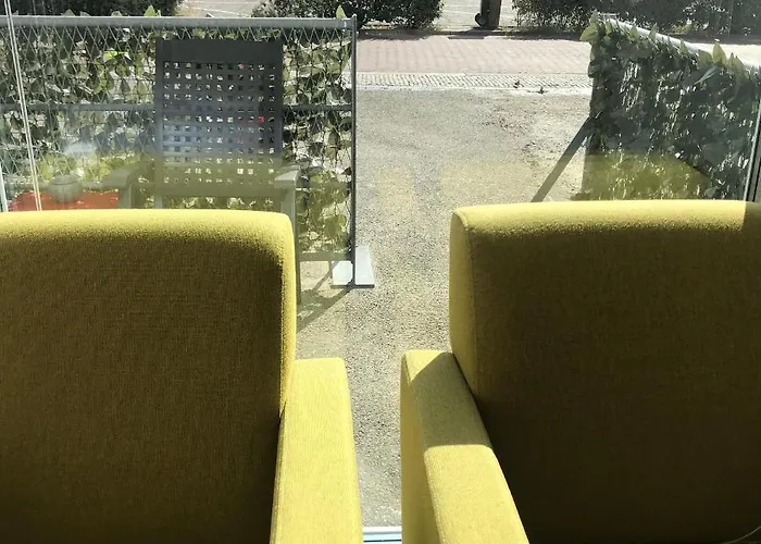 Appartement Studio, No Sea View, Public Paid Parking